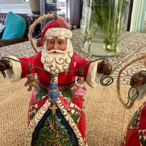 Jim Shore Heartwood Creek "O Tannenbaum Santa" Hanging Ornament 2 Pieces - Picture 5 of 7